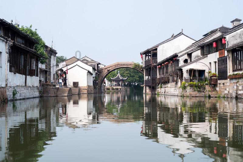 天气晴朗，气温偏高